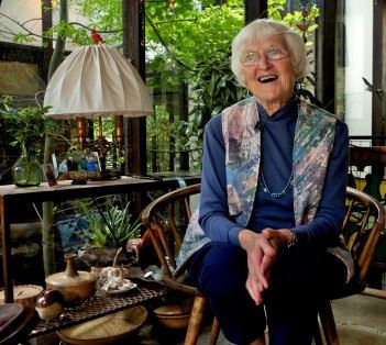 Helen Engle by Eric Becker Apr11-2 (002)